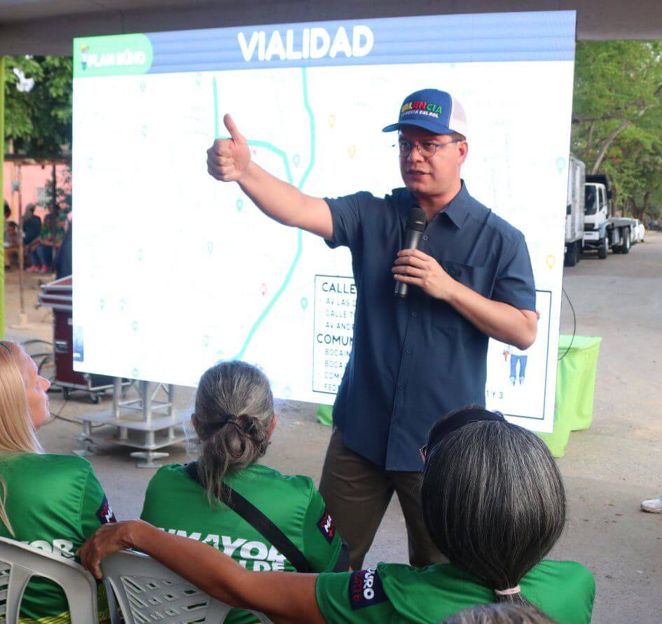 Alcalde Fuenmayor en comunidad La Bocaína 