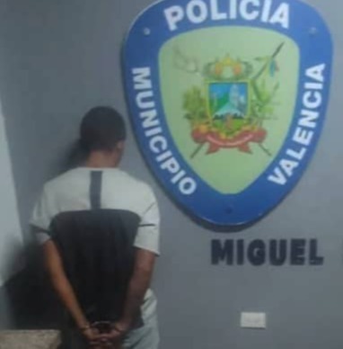 Polivalencia aprehendió a un hombre por hurto en la avenida Sesquicentenario de la zona sur de la ciudad