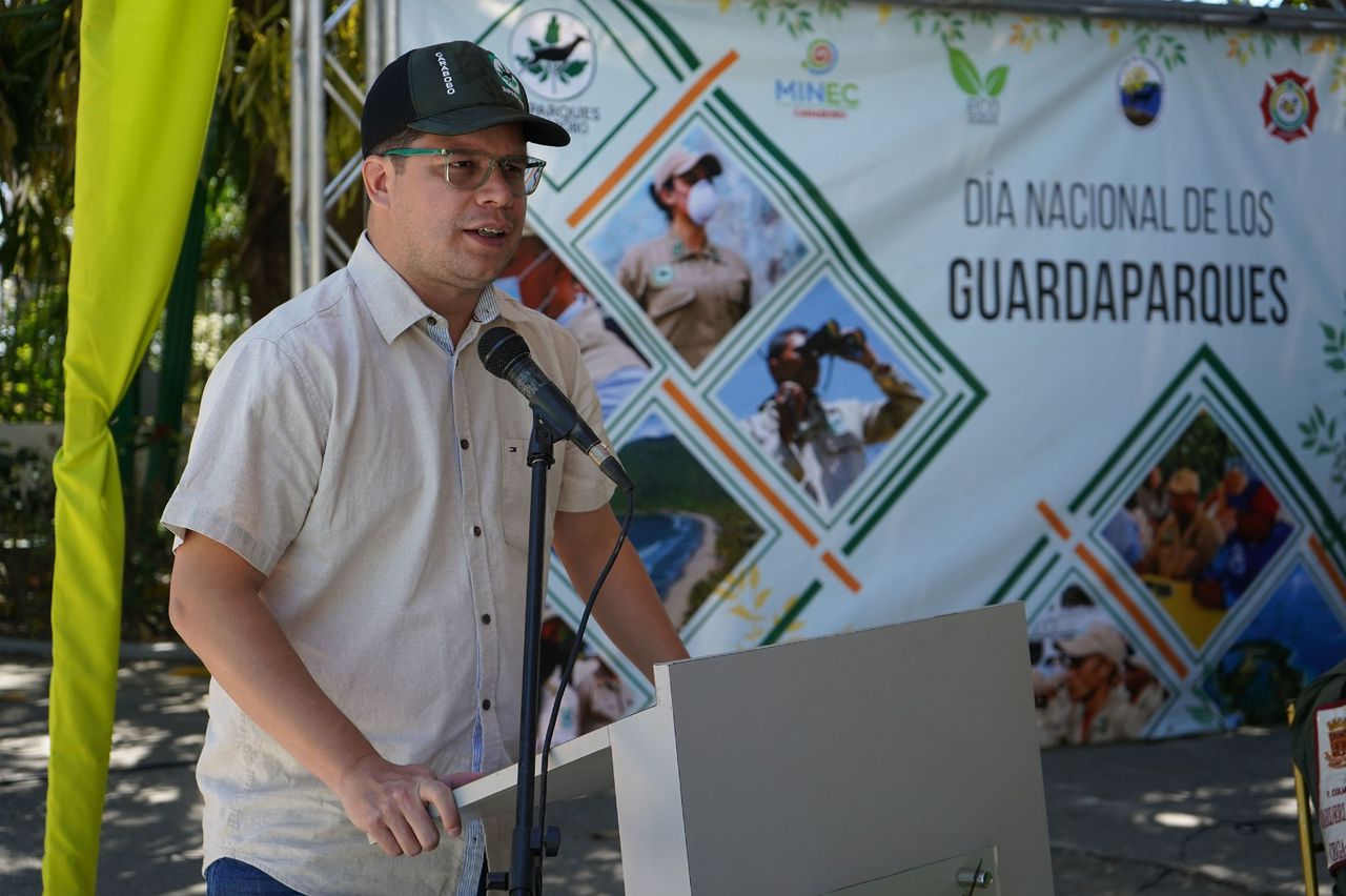 Alcalde Fuenmayor homenajeó a los Guardaparques durante acto en el ZooAquarium de Valencia