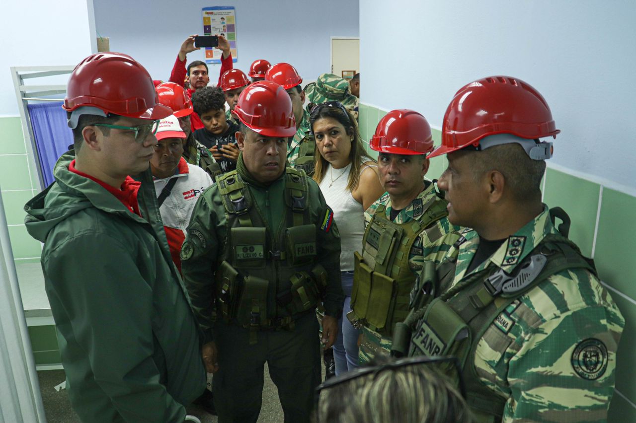  El mandatario local, realizó un recorrido junto al  M/G Javier Marcano Tabata, Comandante General de la Milicia Bolivariana;  General de División e inspector general de la Milicia Bolivariana, Juvenal Rodríguez Ascencao;  el General de División y Comandante de la Zona Operativa de Defensa Integral Carabobo (ZODI), Pablo Lizano Colmenter; General de División y Comandante de la REDI Central de Milicia, Jesús Rafael Gil Rodríguez y el General de Brigada y Comandante de ZODI de Milicia Carabobo, Daniel López Barrios.