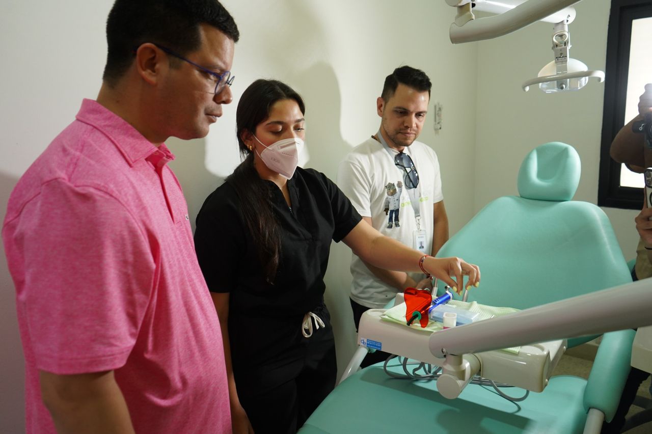 Espacios de Atención del Centro Odontológico Comunitario El Trigal en Valencia