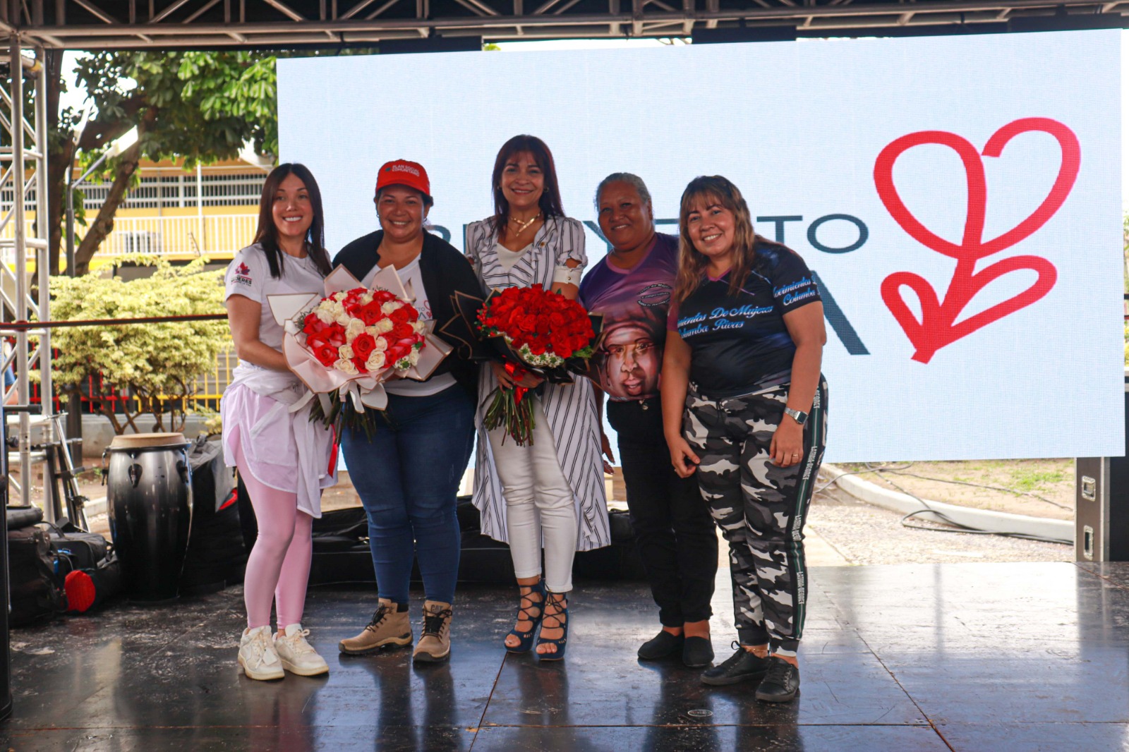 Alcaldía de Valencia y Fundación Mujeres por la Vida brindaron atención a través del Plan Social Comunitario 