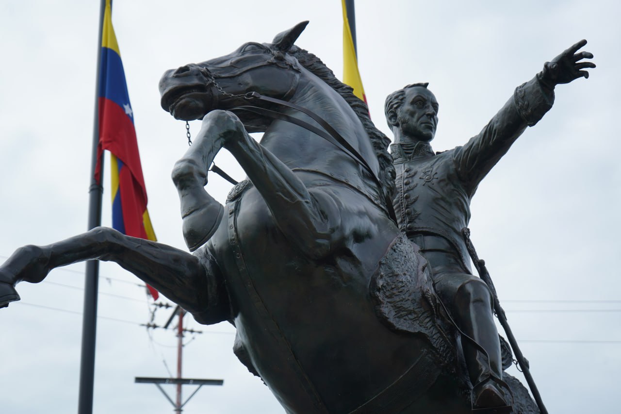 Plaza Bolívar de Miguel Peña